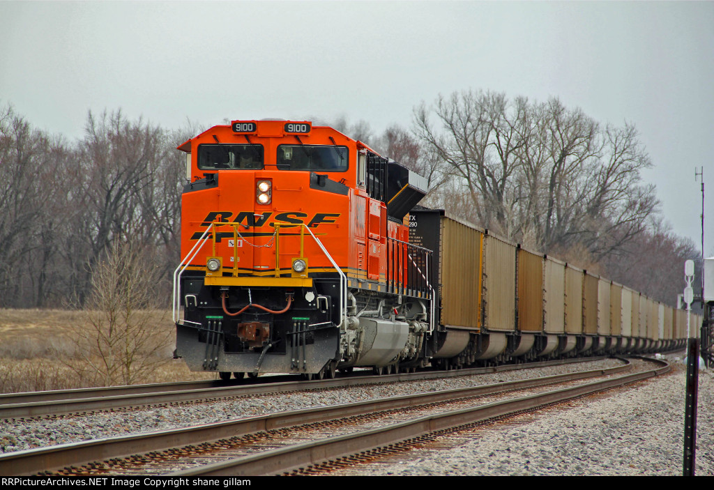 BNSF 9100